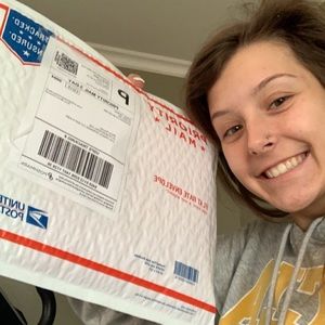SENDING OFF MY FIRST PACKAGE!!!